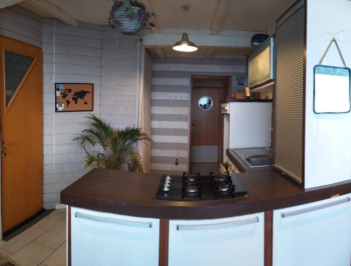 Appartement Vue Mer, Rdc, Plage De Trestrignel Perros-Guirec Dış mekan fotoğraf