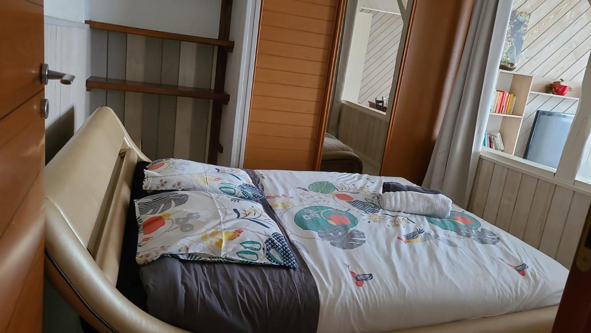 Appartement Vue Mer, Rdc, Plage De Trestrignel Perros-Guirec Dış mekan fotoğraf